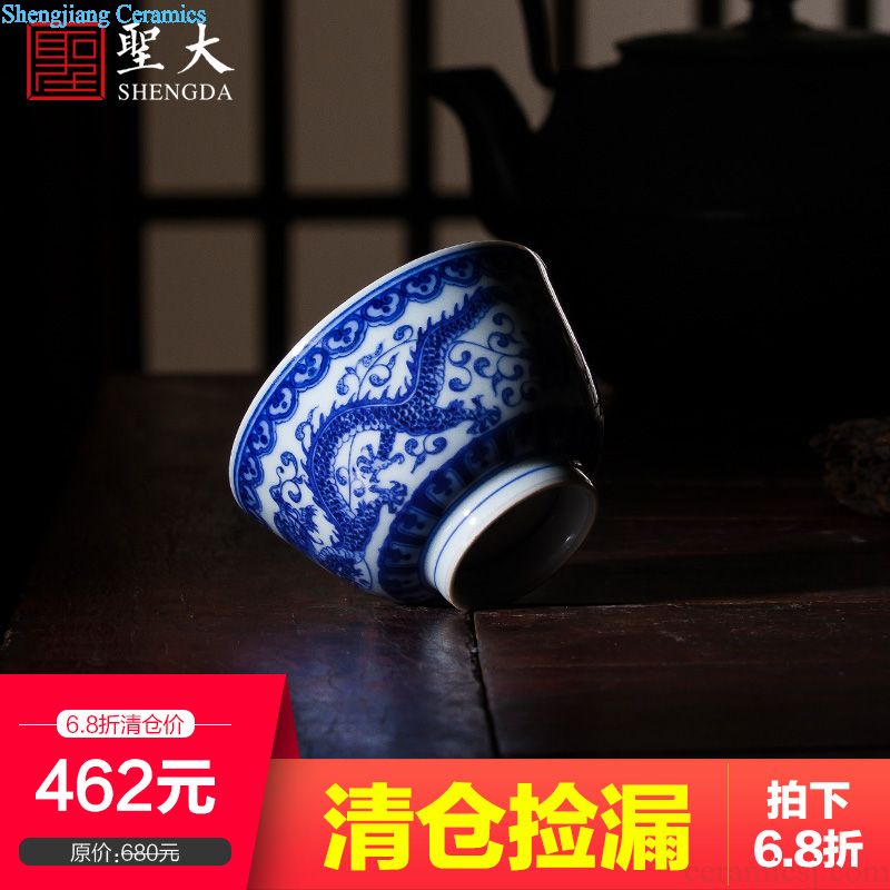 A clearance rule Ceramic sample tea cup master cup ji red paint longfeng lines cylinder cup manual of jingdezhen tea service