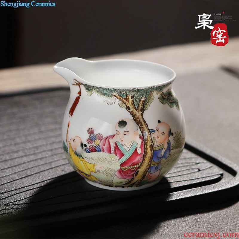 Jingdezhen ceramic tea set large master cup single cup Grilled hand-painted flowers individual sample tea cup flower on kung fu tea cups