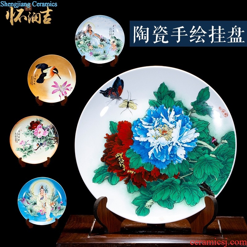 Jingdezhen ceramics furnishing articles hand-painted kuan Yin hang dish Chinese style household living room TV cabinet decoration plate