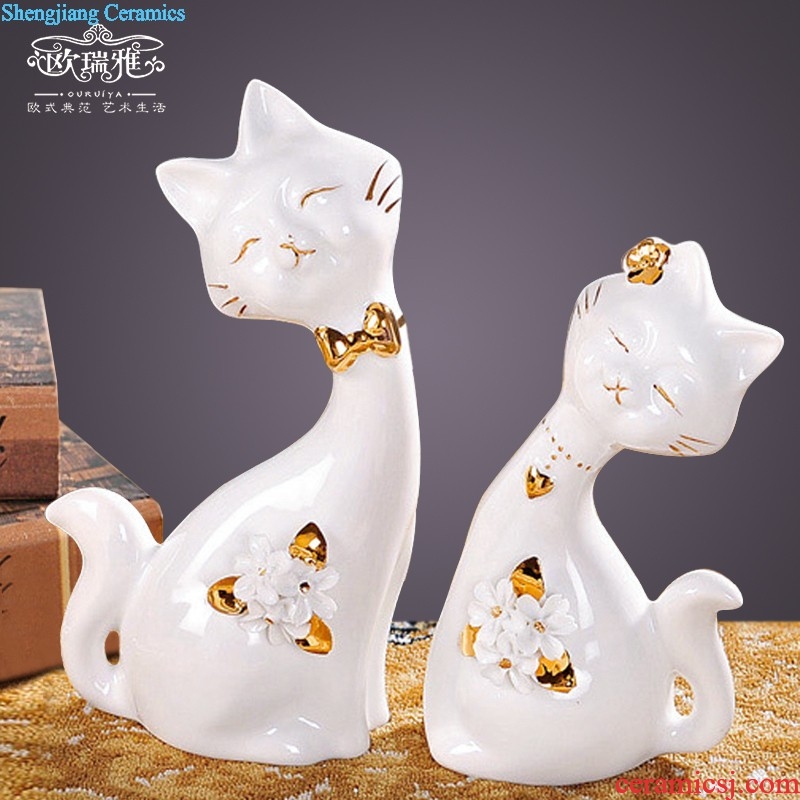 European creative furnishing articles home decoration ceramic sitting room desktop peacock a wedding gift decoration