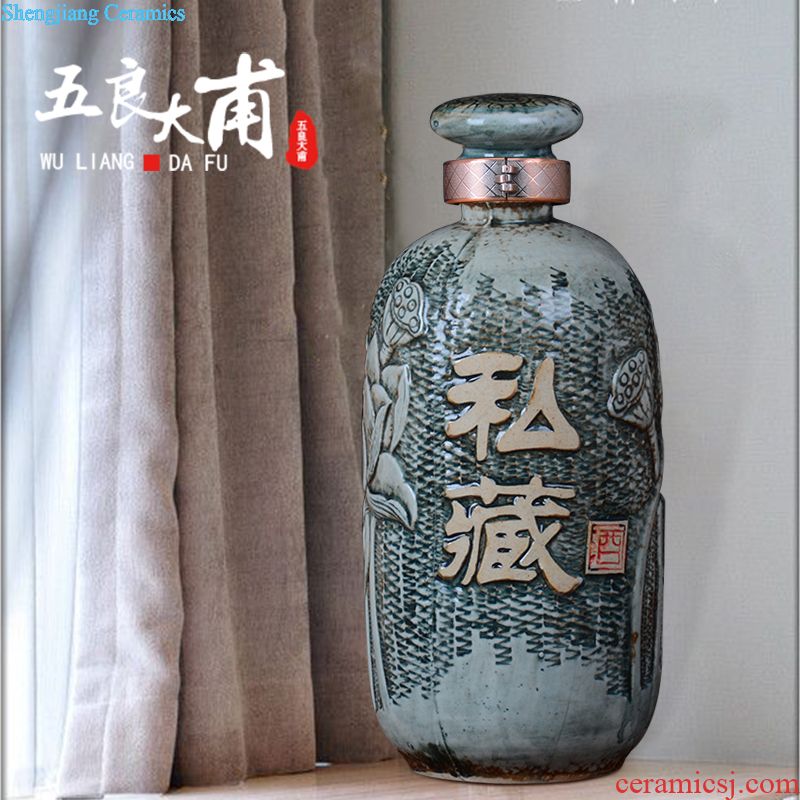 Hand-painted bottle 10 jins of blue and white porcelain jars of jingdezhen manual bubble decorative bottle bottle sealed jar of wine collection