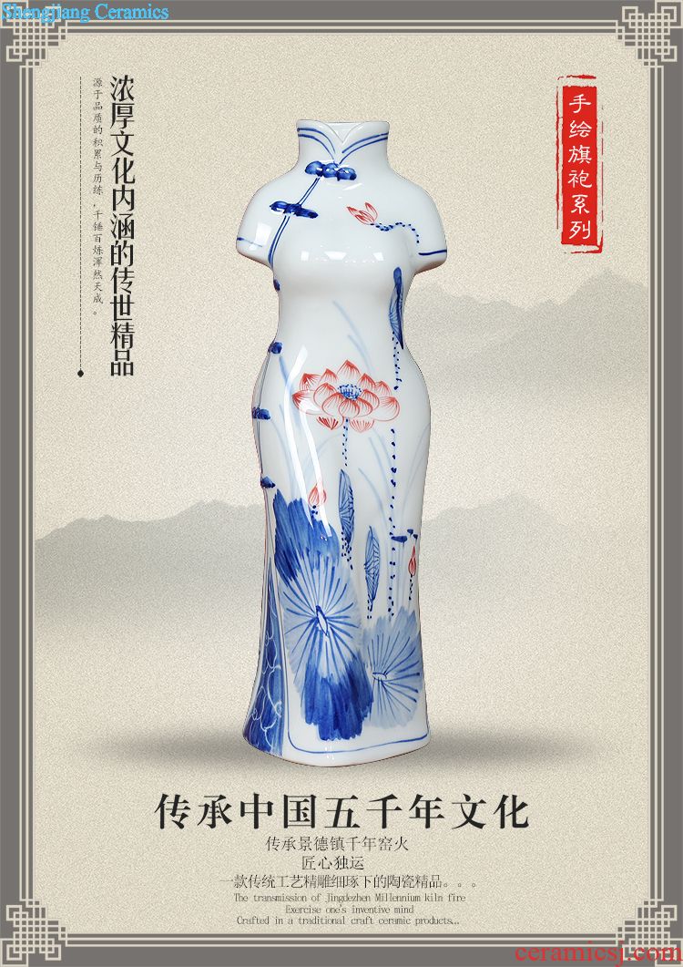 Jingdezhen blue and white porcelain ceramic vase hand-painted in modern home furnishing articles f egg handicraft gift sitting room