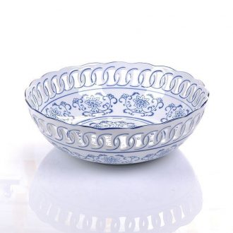 Jingdezhen blue and white ceramics compote hollow out fruit snack dish home furnishing articles European fashion
