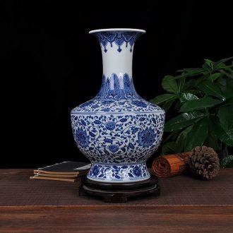 Jingdezhen blue and white Chinese ceramics vase hand-painted antique vase was home sitting room porch handicraft furnishing articles