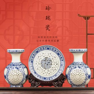 Jingdezhen ceramics hollow-out blue and white living room TV ark adornment new Chinese style porch place vases, dried flowers