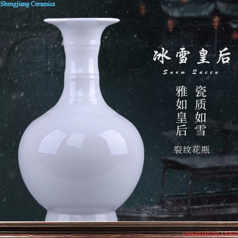 Jingdezhen porcelain ceramic vase white ice crackle borneol ceramic sitting room of Chinese style household adornment furnishing articles