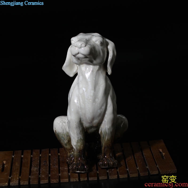 Jingdezhen porcelain furnishing articles furnishing articles three-dimensional sculpture German shepherd cute dogs standing guard German shepherd dog gatekeepers