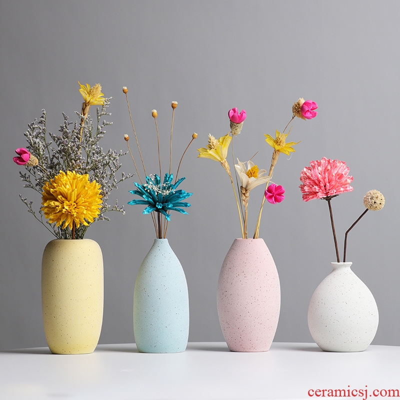 Handmade ceramic dry flower vase is placed the sitting room TV ark is fresh flower arranging art Nordic household table decorations