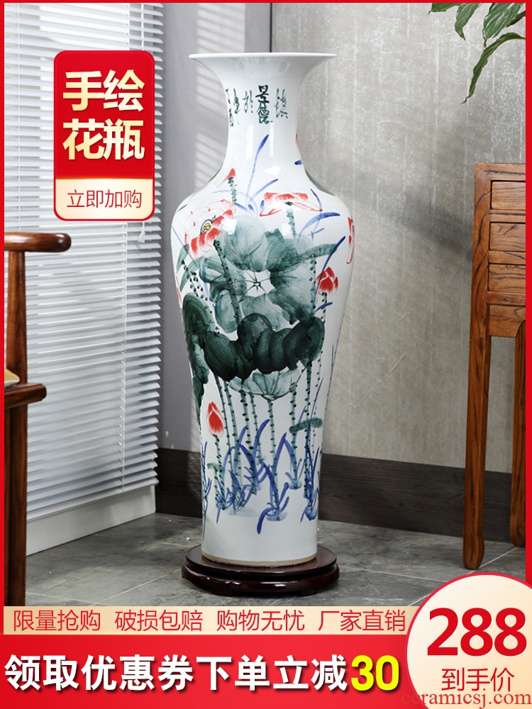 Jingdezhen ceramics of large vases, hand-painted potted european-style flower arrangement sitting room adornment is placed in porch sweets