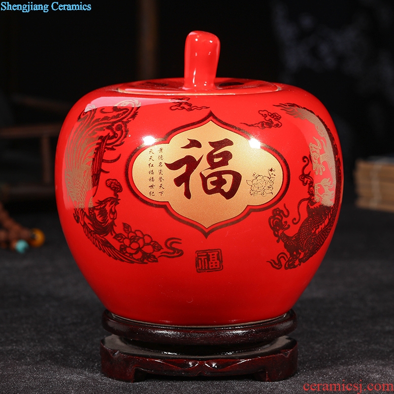 Jingdezhen ceramics a thriving business Chinese red apple vase modern home handicraft furnishing articles