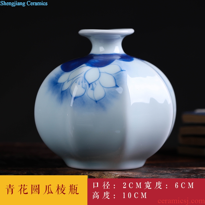 Jingdezhen ceramic furnishing articles furnishing articles mini ceramic hand-painted floret bottle decor hand-painted porcelain vase