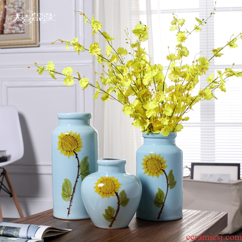 Jingdezhen contemporary and contracted ceramic vase furnishing articles creative living room small pure and fresh and dry flower arranging, table decorations