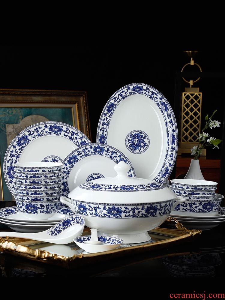 The dishes suit household jingdezhen ceramic bone China tableware suit Chinese blue and white porcelain bowls bowl dish bowl chopsticks combination