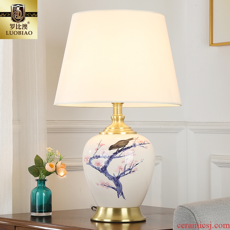 New Chinese style lamp bedroom nightstand creative ceramic restoring ancient ways study sweet household energy-saving control table lamp