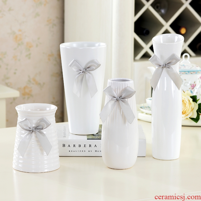 Small clear vase white ceramic vase contracted Japanese modern ceramic creative furnishing articles furnishing articles to send ribbon