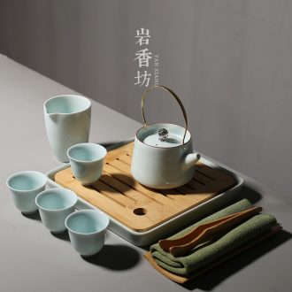 YanXiang lane shadow of a complete set of celadon kung fu home tea sets suit girder of pottery and porcelain teapot travel gift box
