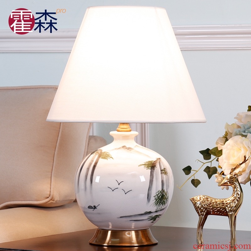 New Chinese style ceramic desk lamp sitting room bedroom berth lamp of modern Chinese wind restoring ancient ways zen hand-painted decorative warmth