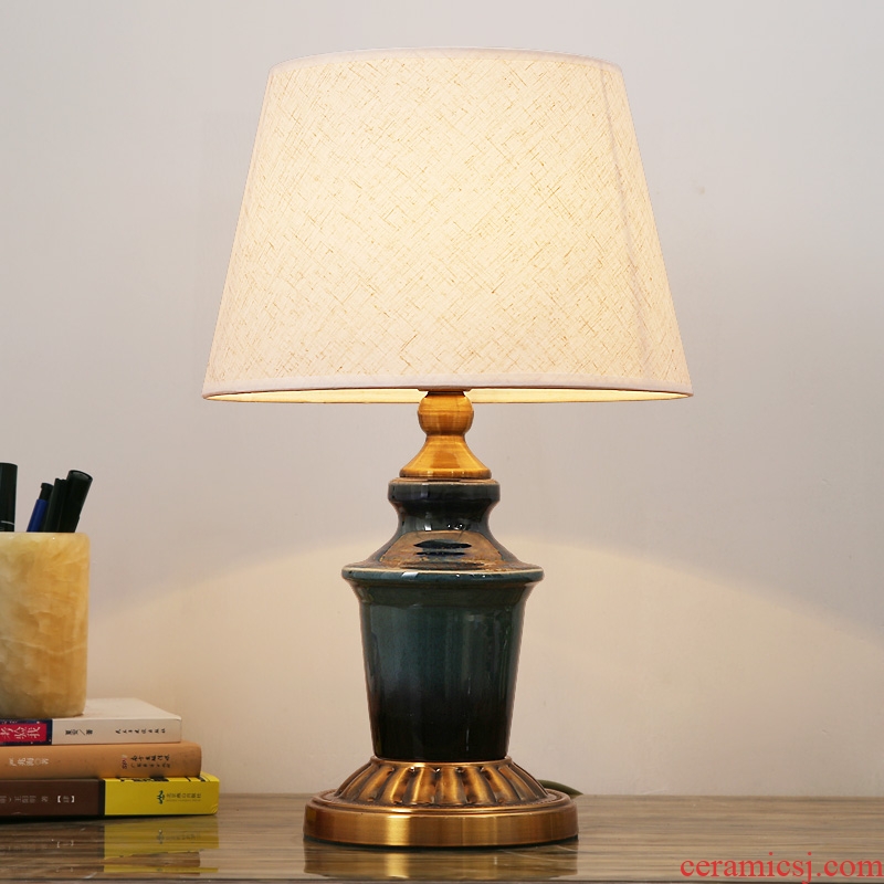 Married married the desk lamp of bedroom the head of a bed lamp American creative living room lamp light the luxury of ceramic cloth art adornment lamps and lanterns