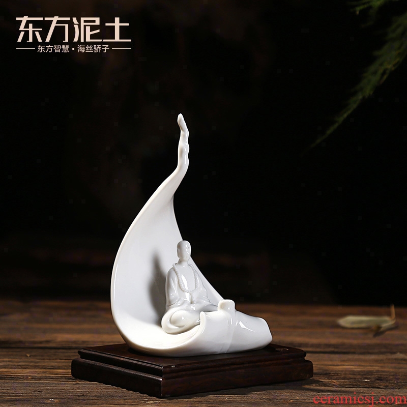 The east mud dehua white porcelain art creative zen ceramic arts and crafts decorative furnishing articles/a bodhi leaf