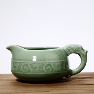 Goodall kiln anaglyph auspicious longge, open piece of ice crack kung fu tea tea sea ceramics fair mug) accessories