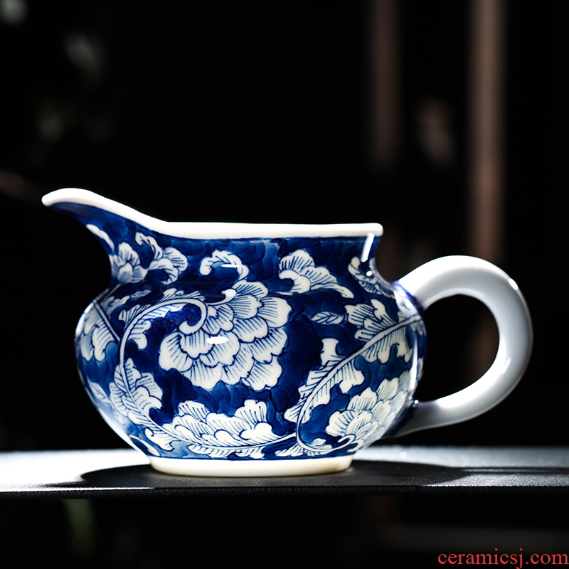 Jingdezhen ceramics by hand kung fu tea tea set points is reasonable hand-painted porcelain glaze under a cup of tea tea accessories