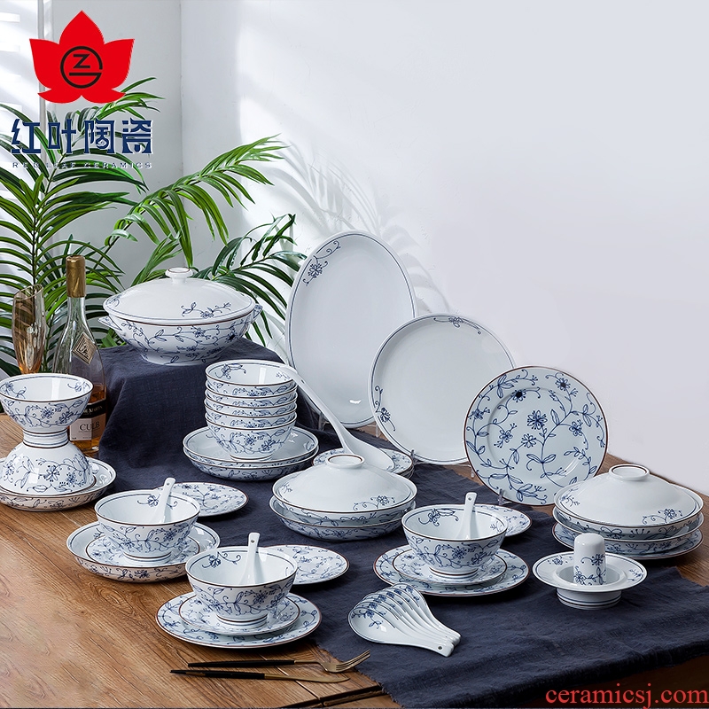The porcelain red blue and white porcelain bowls suit Chinese jingdezhen glair tableware bowls plates suit household composition