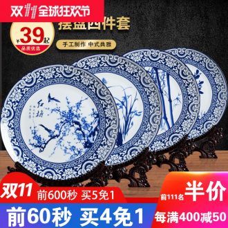 By patterns of blue and white porcelain sijunzi decorative plate of wine Chinese style household adornment rich ancient frame furnishing articles ceramics