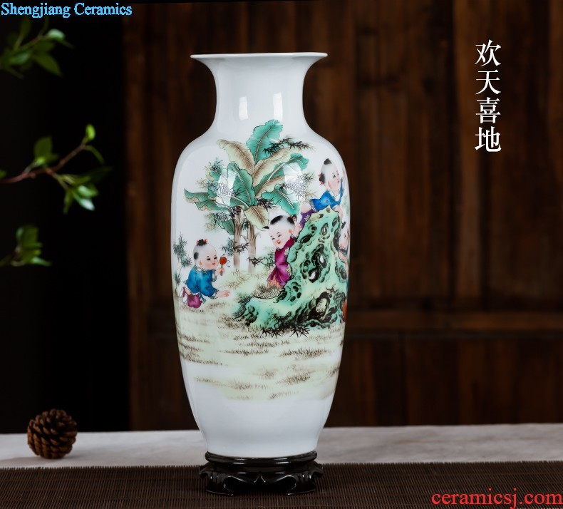 Jingdezhen ceramics China red crystal glaze blooming flowers vase modern household decoration decoration is a sitting room