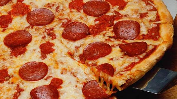 Pizza-Wallpaper-pizza-6333801-1024-768