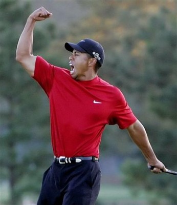 tiger woods red nike