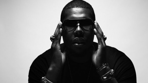 flyinglotus2012a_6621bw_credit_timothy_saccenti_wide-70537183b87326529d15a8b85e2ec2cb5bdeaac8-s4-c85