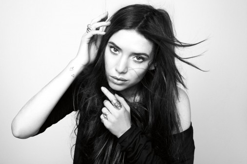 lykke-li--newmain1--photo-by-daniel-jackson-extralarge_1258756199177