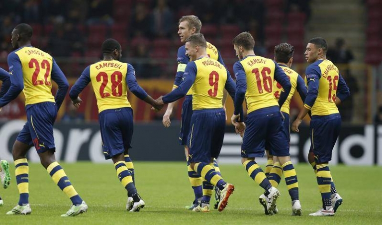 Joel Campbell titular en paliza del Arsenal sobre el Galatasaray por la ‘Champions’