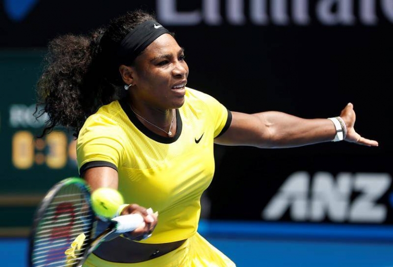 Serena amplía su dominio sobre Sharapova y avanza a semifinales en Australia
