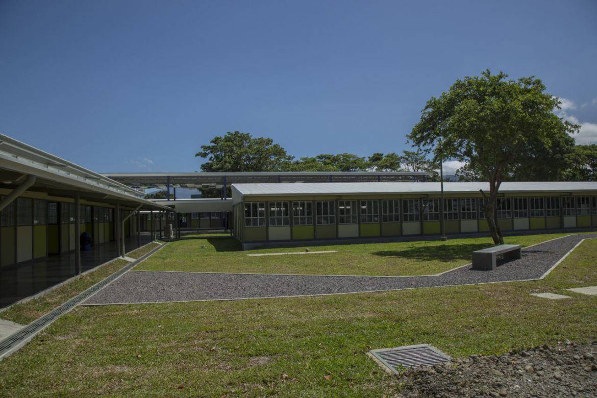 CTP de Santo Domingo inaugura sede para colegios diurno y nocturno