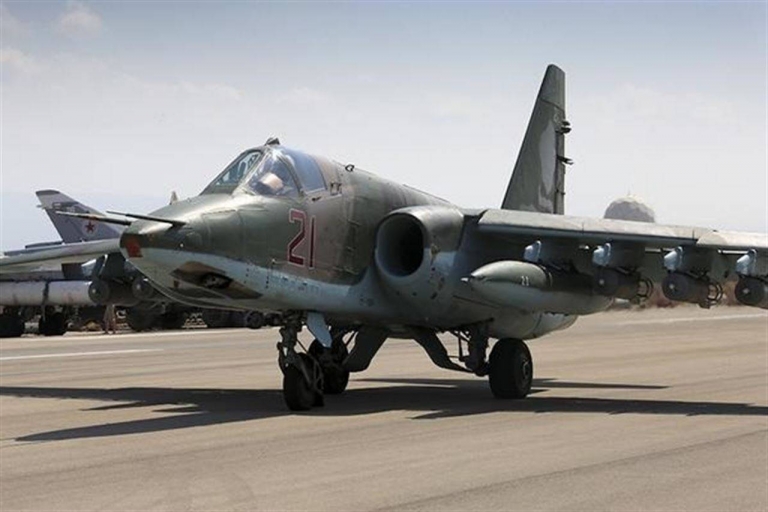 La aviación rusa destruye 146 instalaciones de Daesh en Palmira en tres días