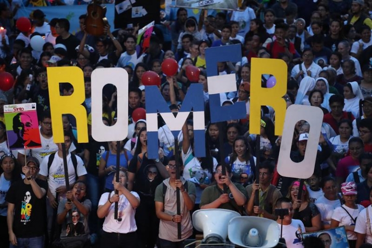 Presidente salvadoreño: canonización Romero es oportunidad de reconciliación