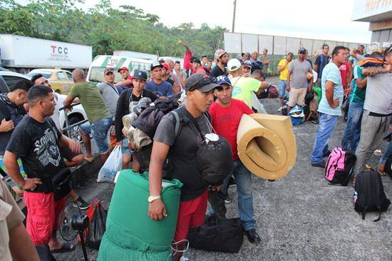 Migrantes cubanos saldrán de Costa Rica entre alegría e incertidumbre
