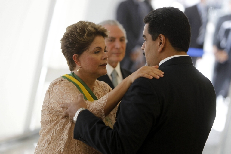 Maduro expresa «solidaridad total» con Dilma y Lula