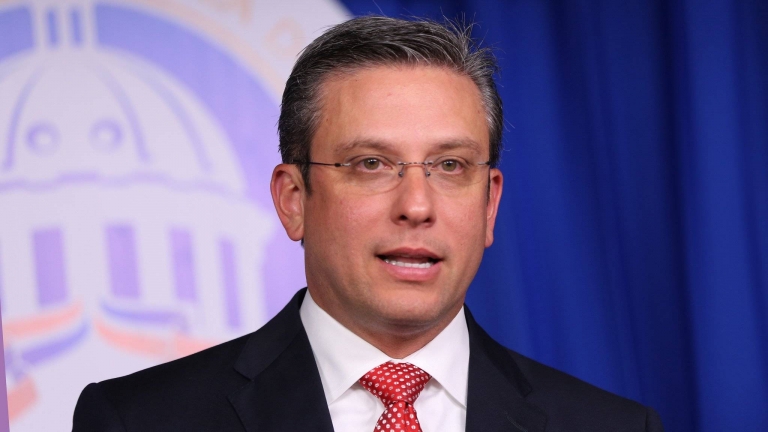 Gobernador de Puerto Rico pide unidad para superar la crisis económica