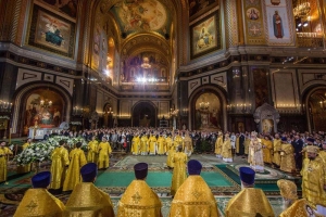 El patriarca ortodoxo Kiril celebró los oficios religiosos de Navidad en Moscú, Rusia. EFE