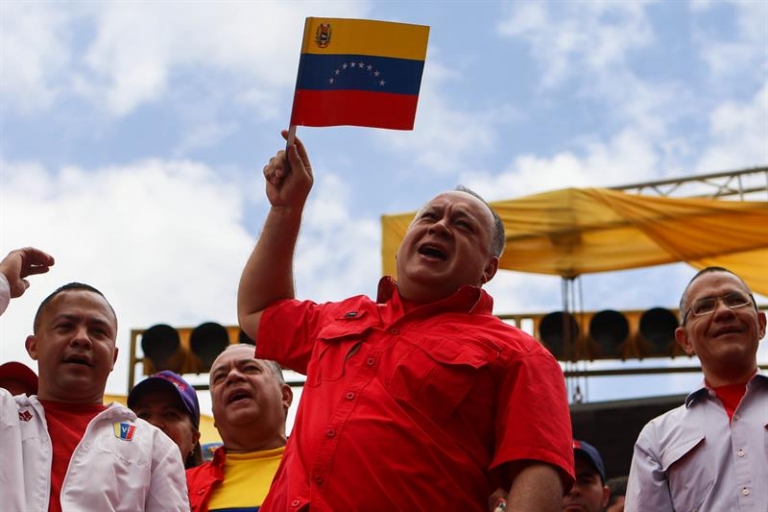 Cabello llama a vencer campaña mediática contra Venezuela