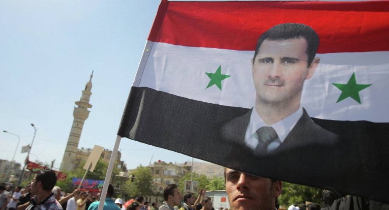 Calendario de transición siria molestará a aliados suníes de EEUU, dice exembajador