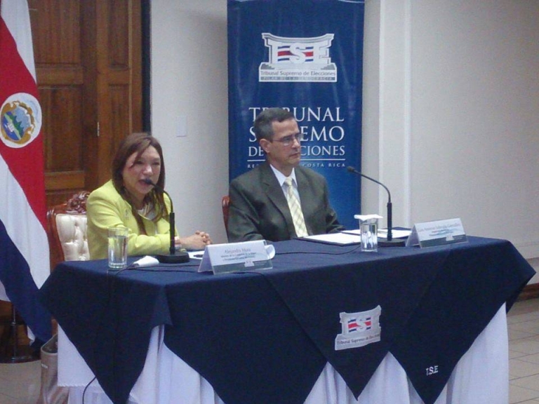 INAMU y TSE se unen para que democracia costarricense tenga participación de más mujeres