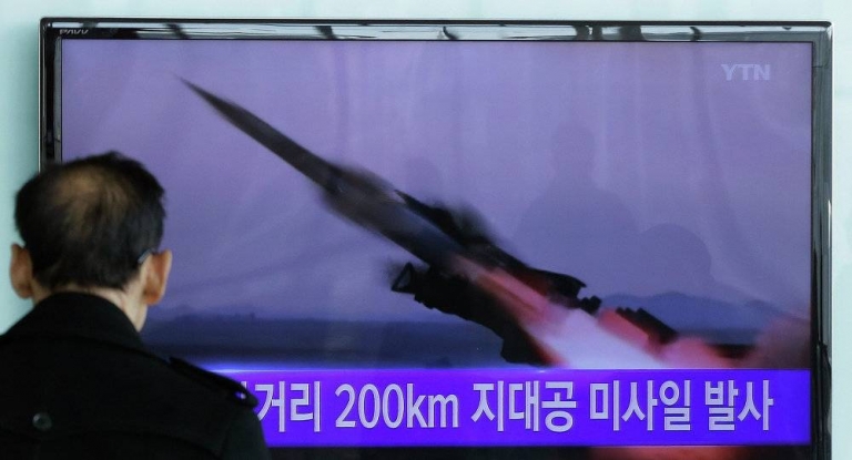 Corea del Norte lanza varios misiles de corto alcance hacia el mar de Japón, según medios