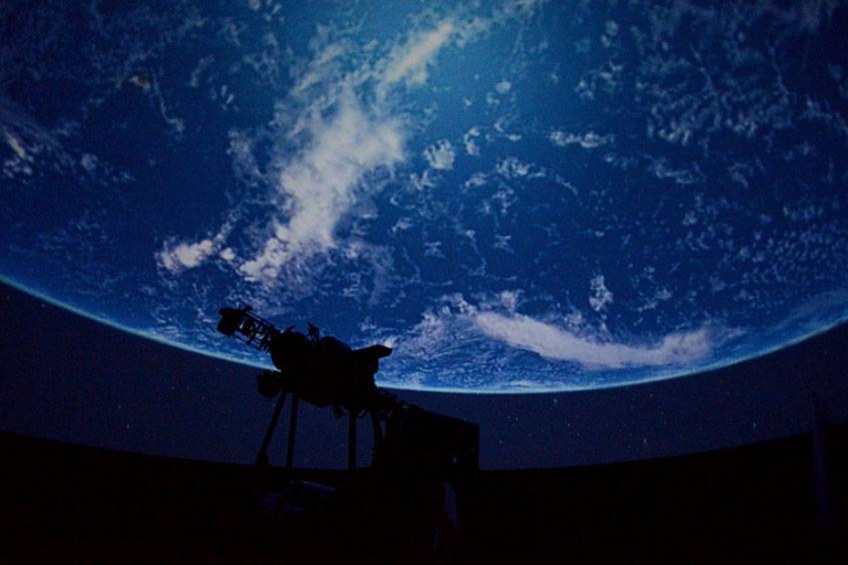 Planetario de la UCR estrena nueva tecnología de proyección