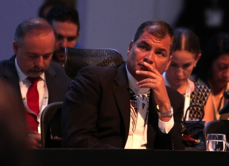 Correa cree que algunos grupos quieren «satanizar» servicios de inteligencia