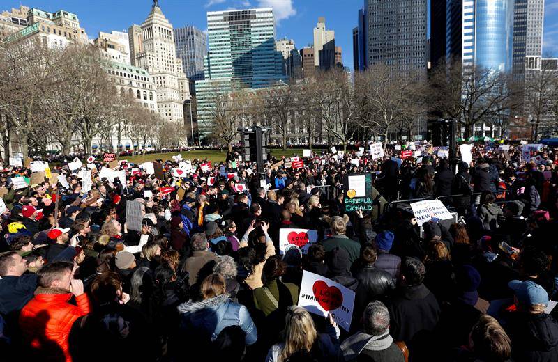 Protesta en Nueva York contra Donald Trump y su política anti-inmigrante. EFE