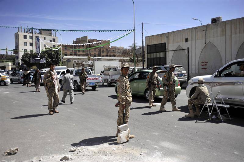 Suman 76 muertos en ataque coalición liderada por Arabia Saudí en Yemen