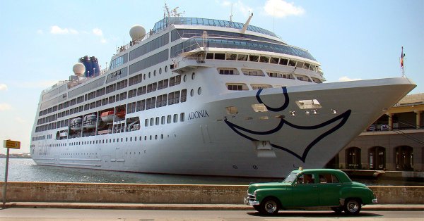 Operador de cruceros Carnival suspende viajes a Cuba por sanciones de EEUU